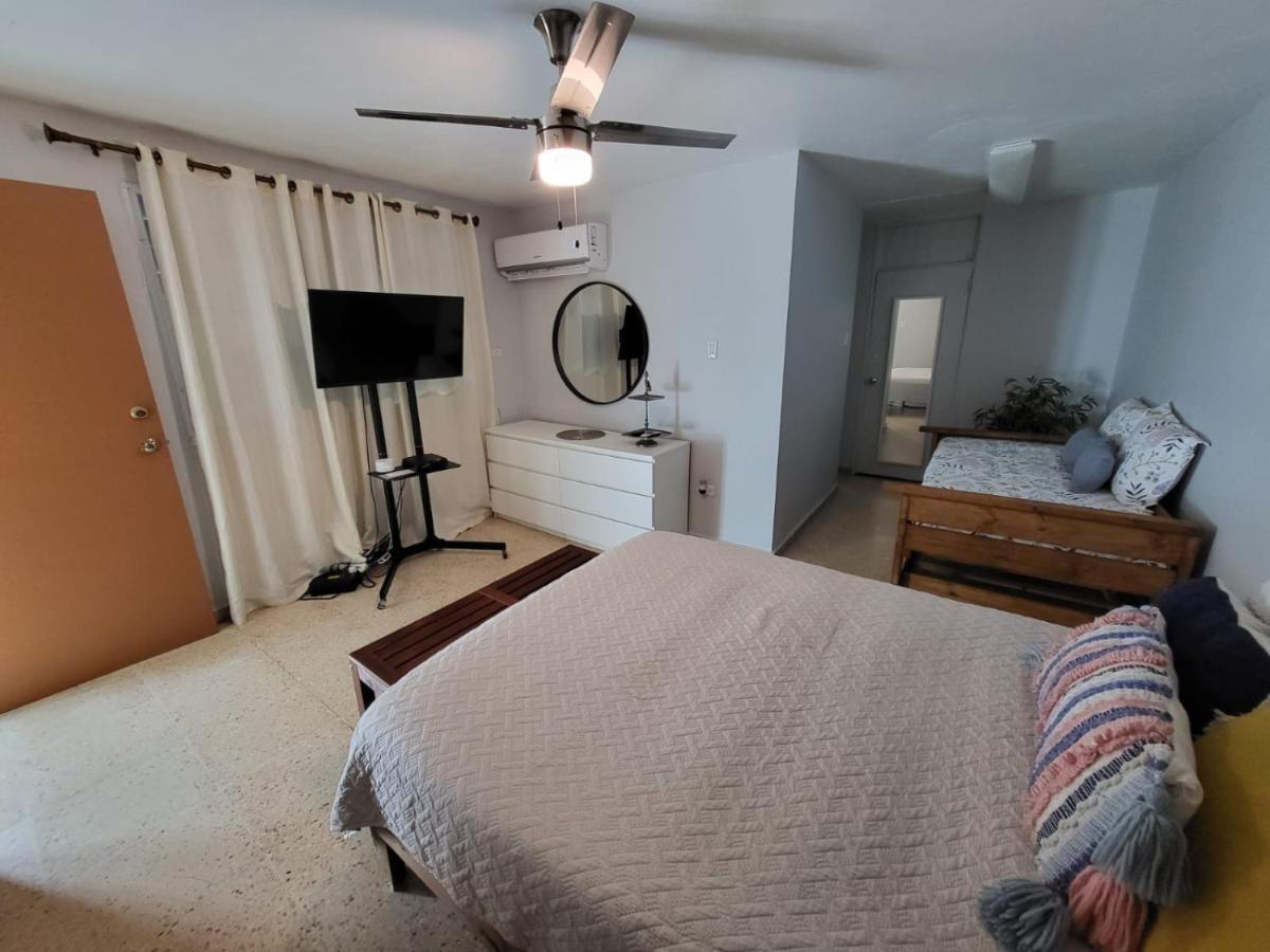 Charming Urban Apartment in San Juan Bagian luar foto