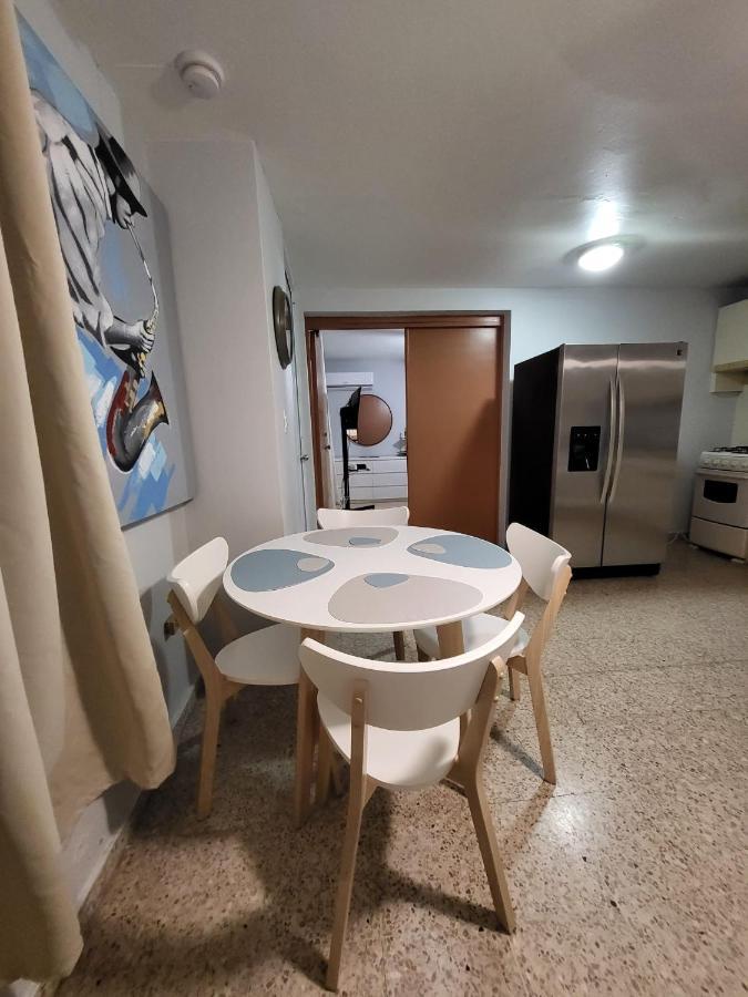 Charming Urban Apartment in San Juan Bagian luar foto