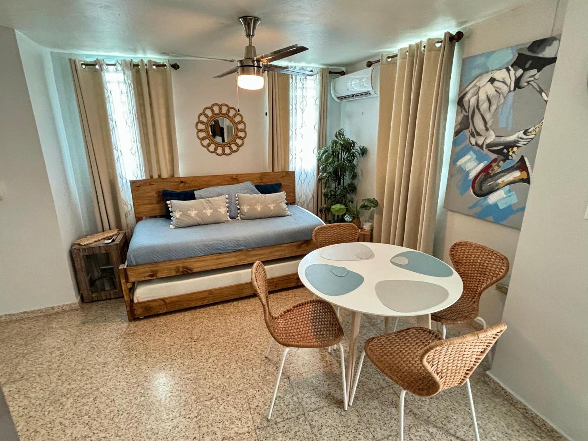 Charming Urban Apartment in San Juan Bagian luar foto
